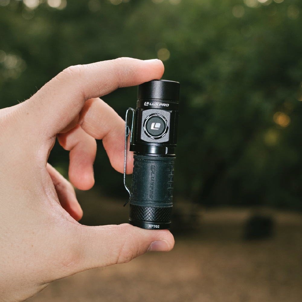 600 Lumen LED Compact Flashlight - Pro Series - LUXPRO