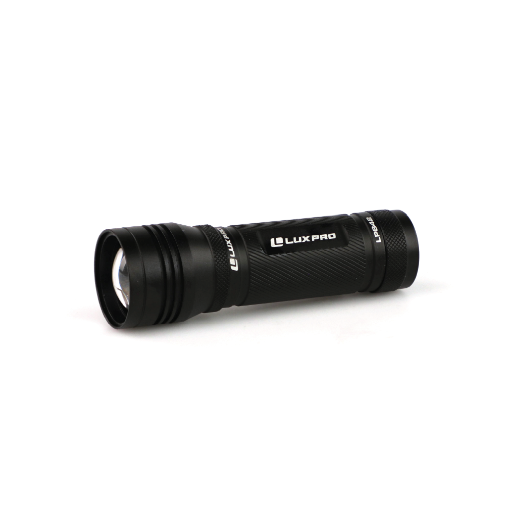 Handheld Focusing Flashlight - 700 Lumens | LP842