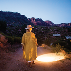 XP925 | Rechargeable Pro Focusing Flashlight