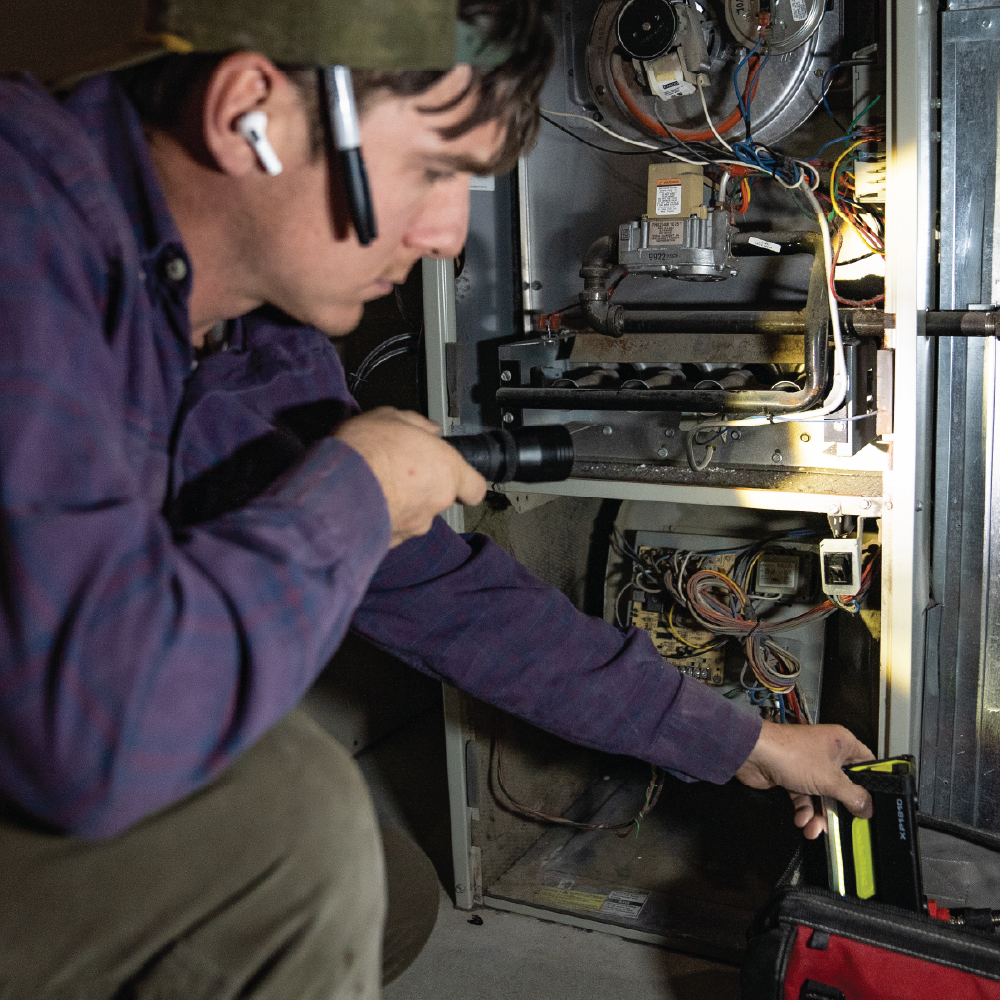 Focusing LED Flashlight - 500 Lumen | LP1033v3