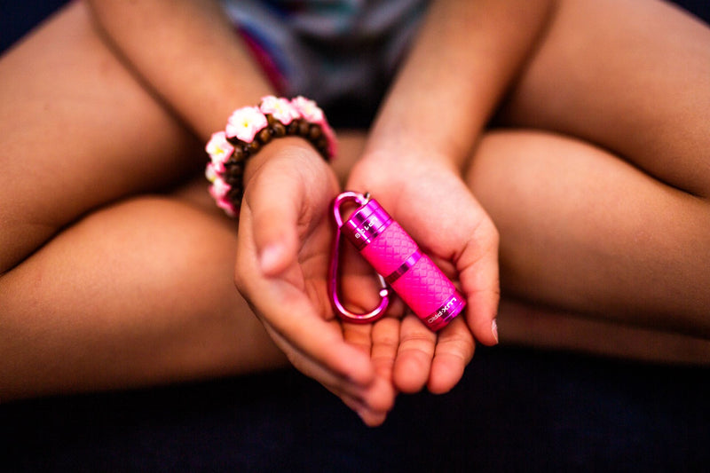 LP139 | Glow-in-the-dark LED Keychain Flashlight