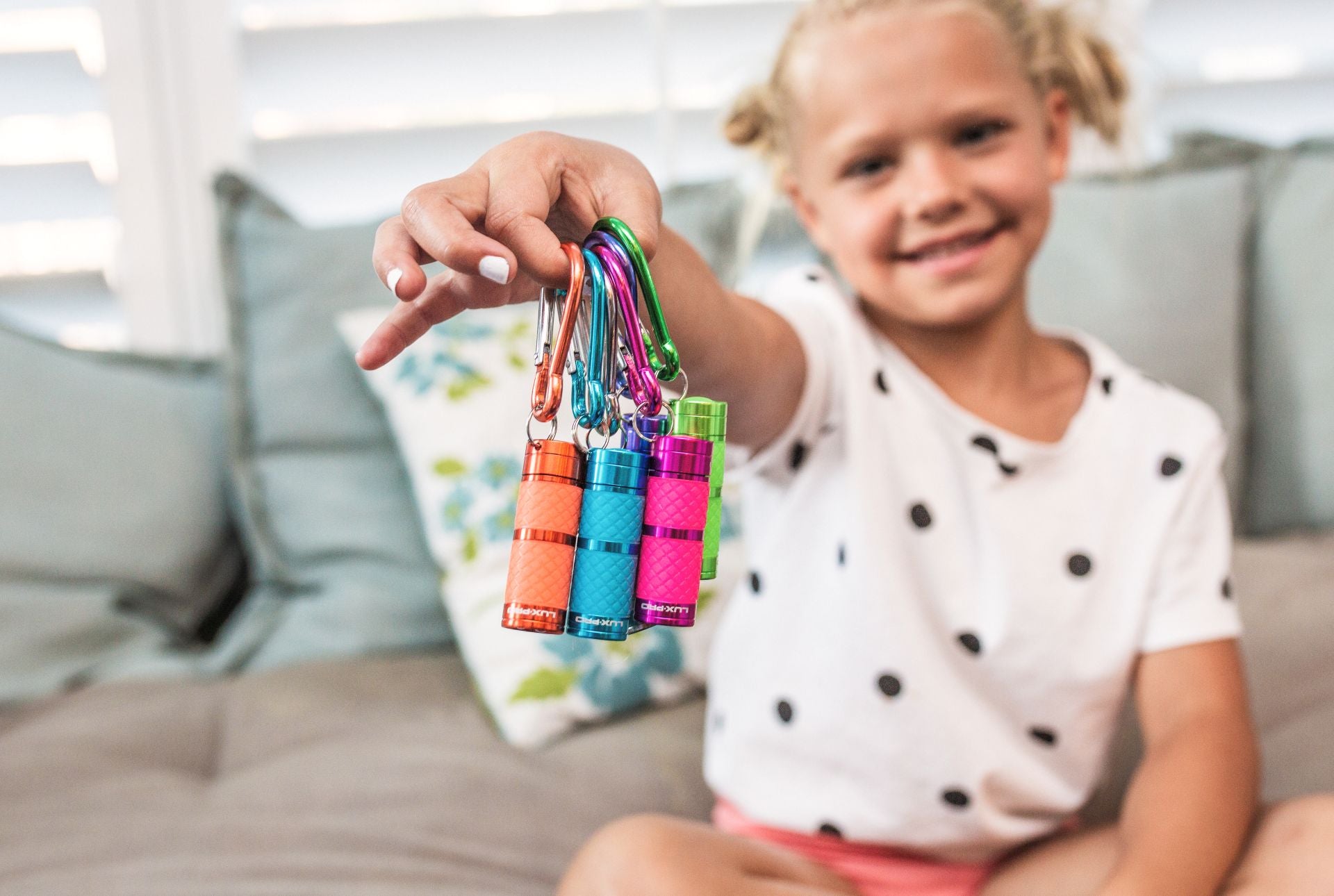 LP139 | Glow-in-the-dark LED Keychain Flashlight