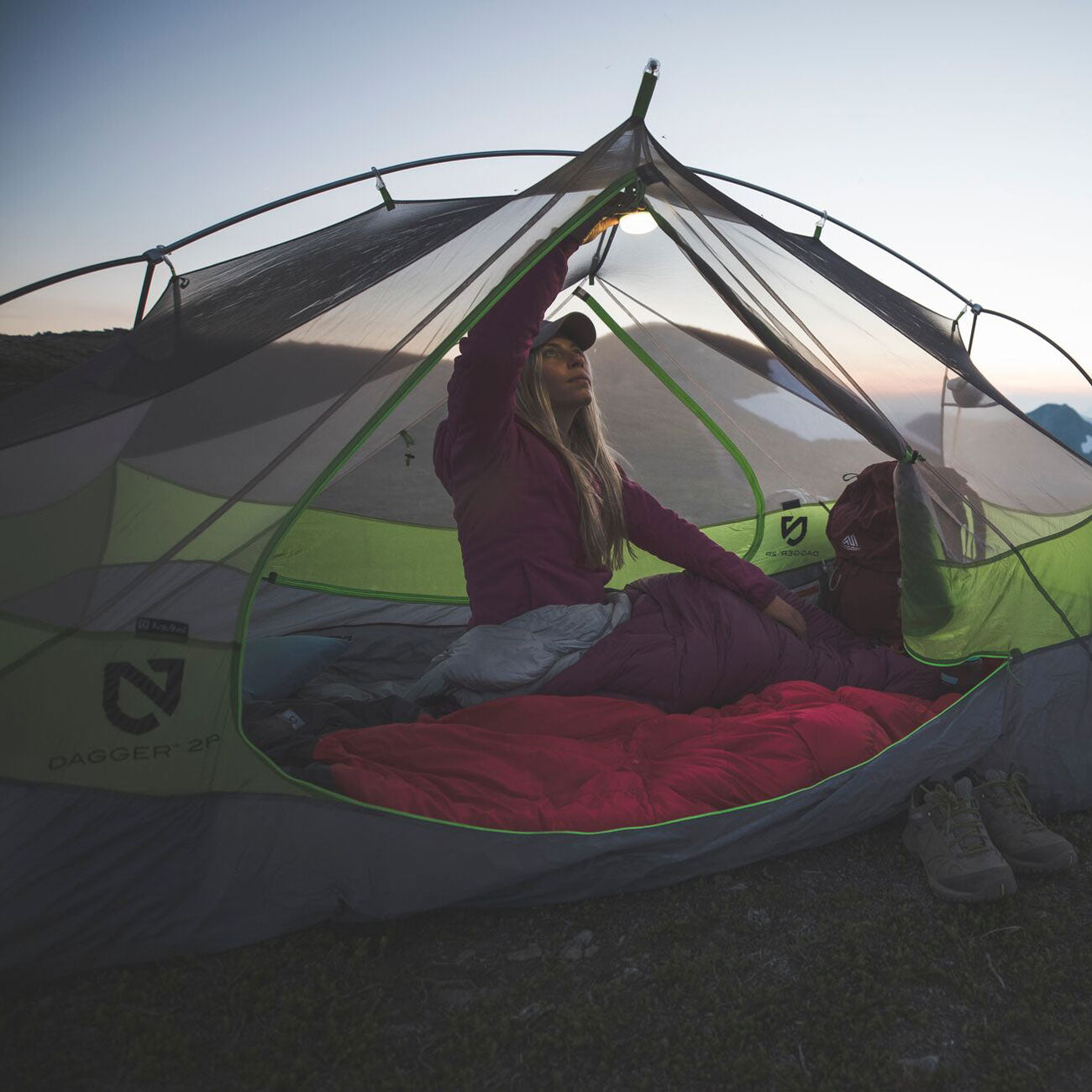 Dual Power Hanging LED Camp Light - 250 Lumens | LP1505