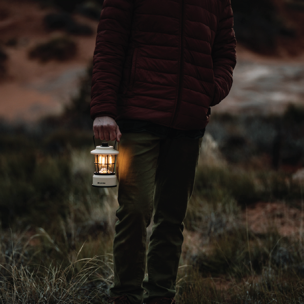 Rechargeable Dual Power Retro Lantern - 500 Lumens | LP1536