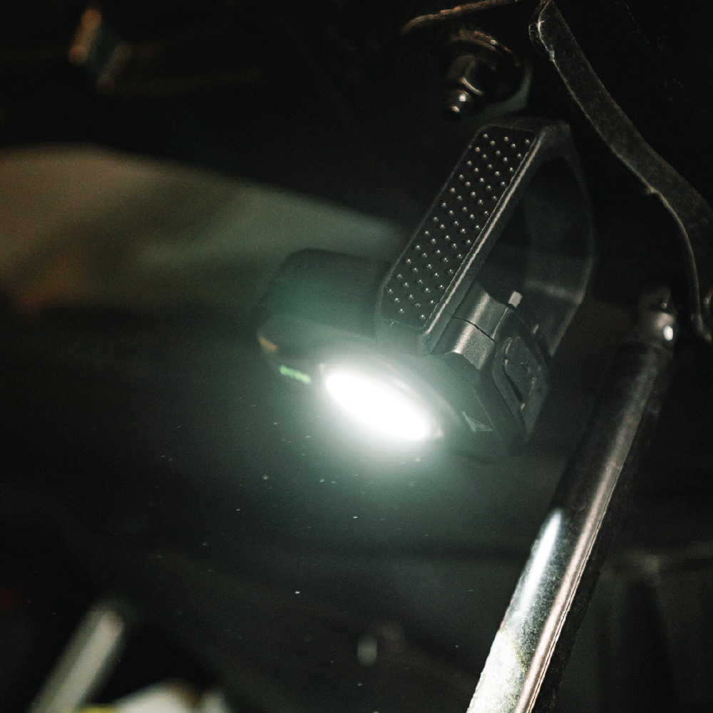 LP387 Rechargeable 1000 Lumen 360° Swivel LED Work Light