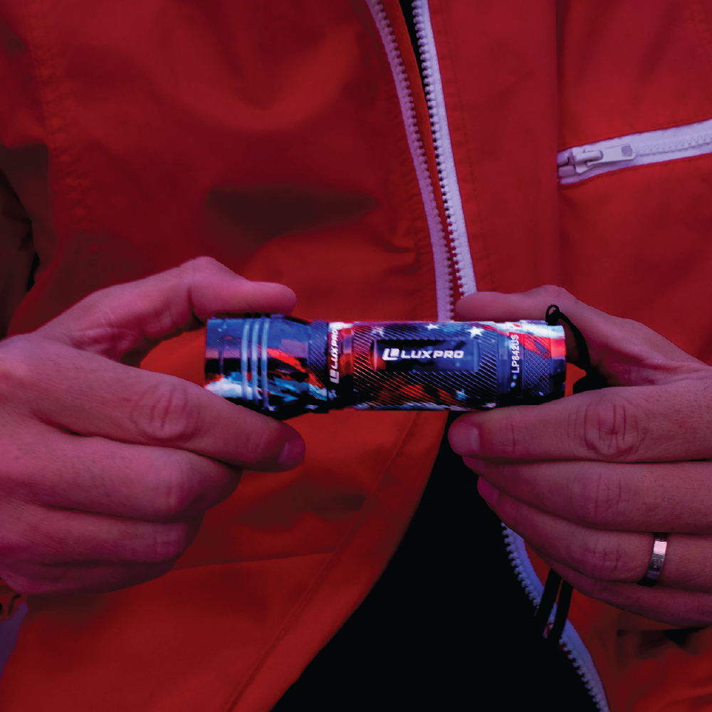 USA Series Focusing LED Flashlight - 700 Lumens | LP842US