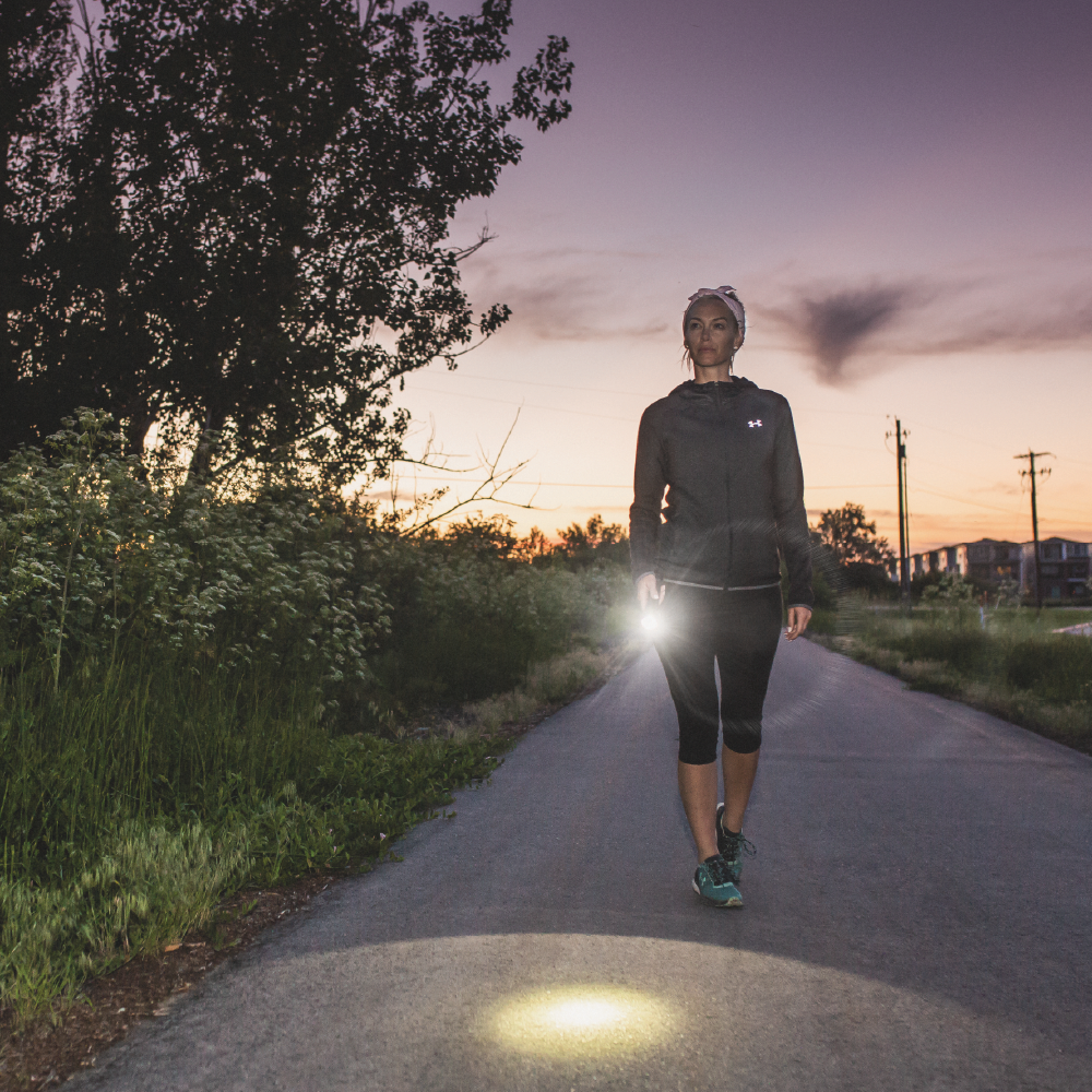 Dual Power Pro LED Flashlight w/ Power Bank - 2000 Lumens | XP1105v2