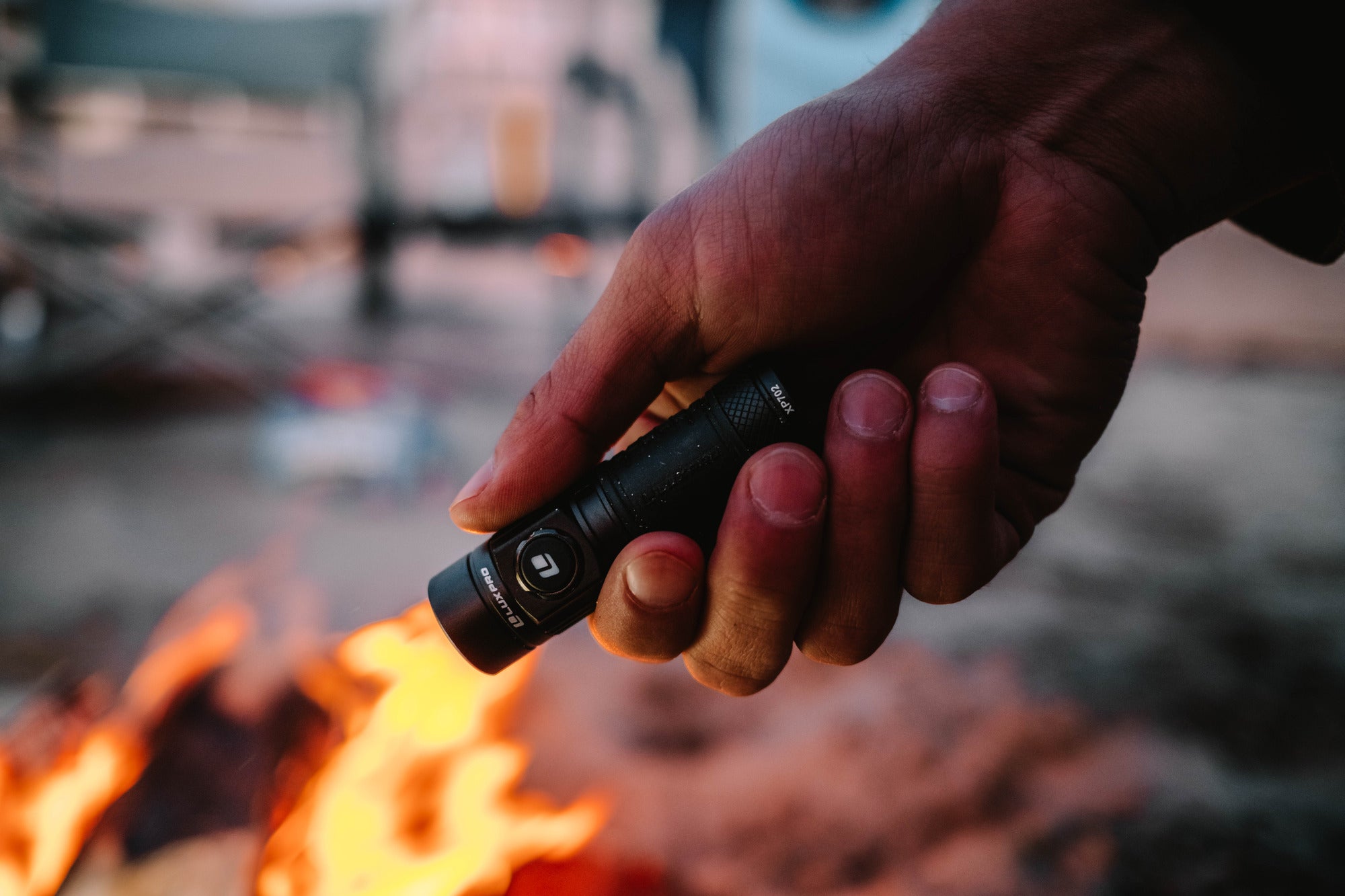 600 Lumen LED Compact Flashlight - Pro Series - XP702 | LUXPRO