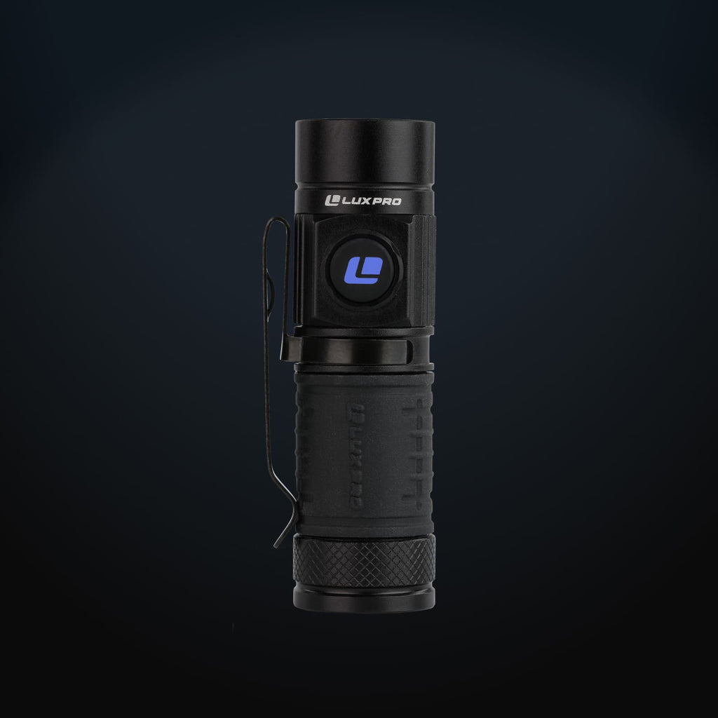 Pro Series - Compact LED Flashlight - 600 Lumen | XP702