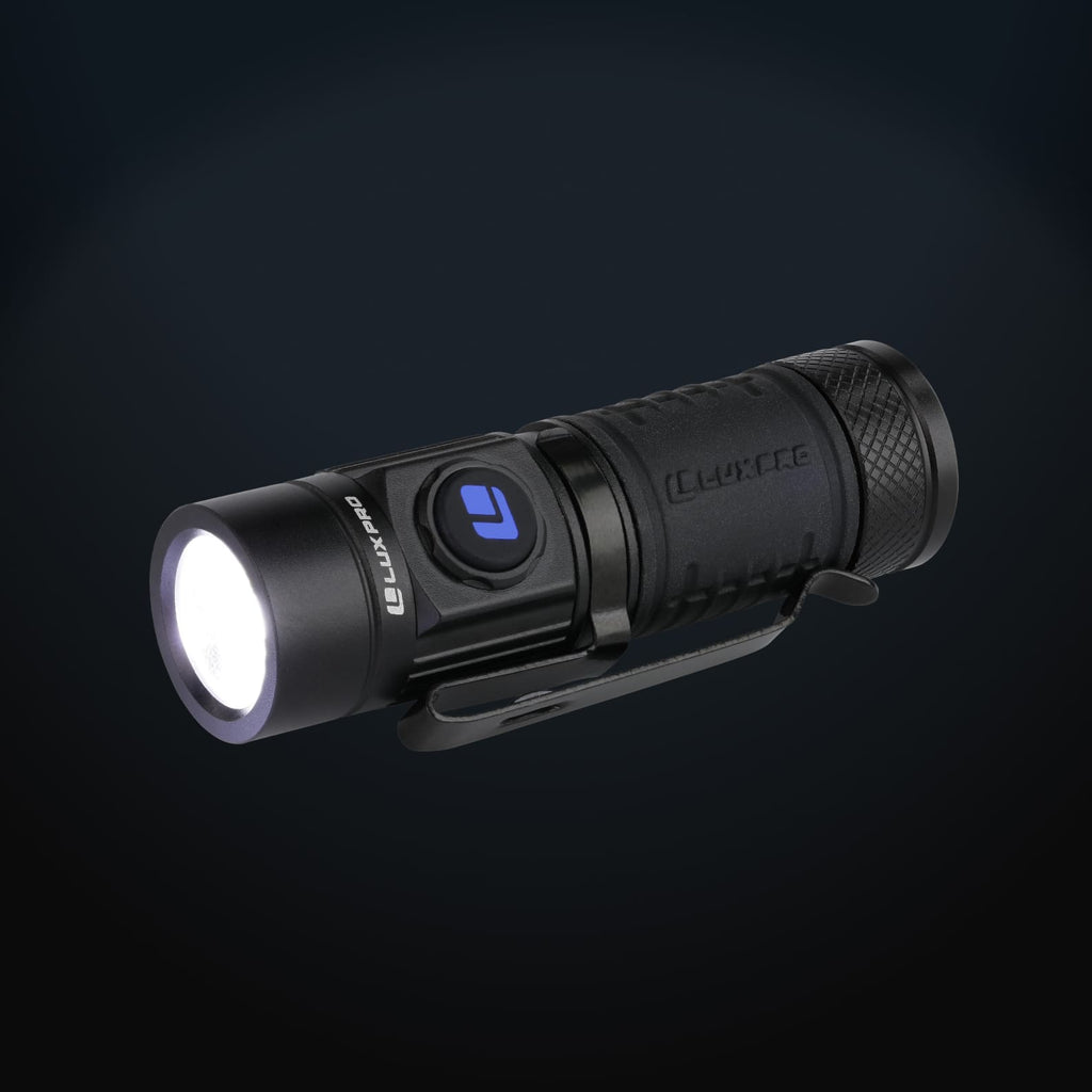 Pro Series - Compact LED Flashlight - 600 Lumen | XP702