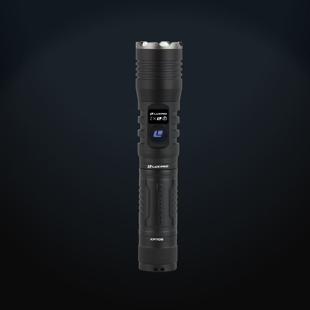 Pro Series DS - High performance LED Flashlight - 2300 Lumen | XP709