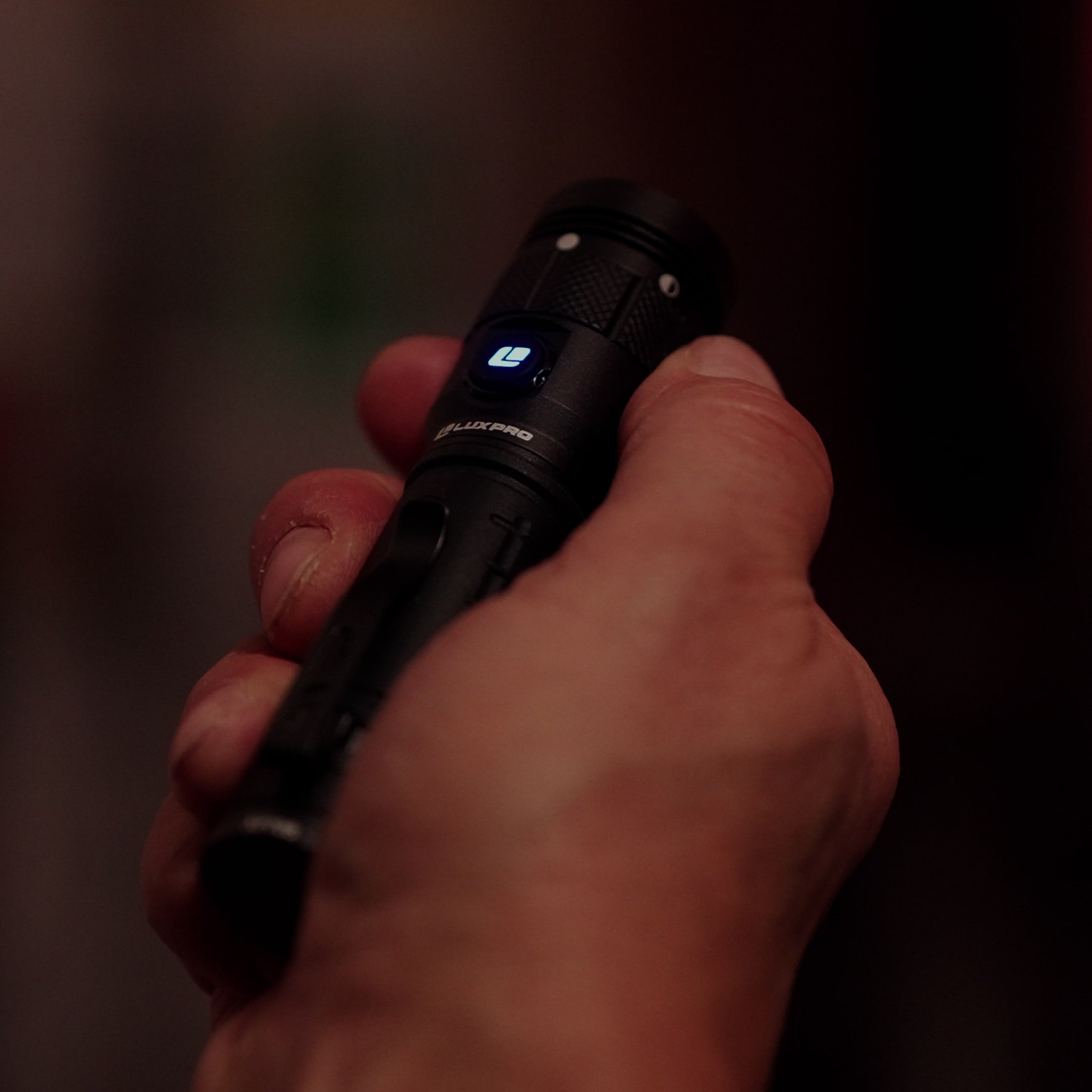 Pro Series - Power Plus Red LED Flashlight - 1200 Lumen | XP705