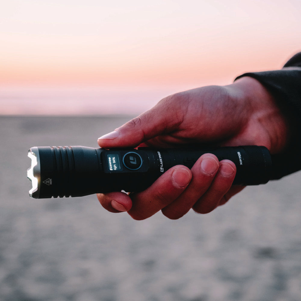 Pro Series DS - High performance LED Flashlight - 2300 Lumen | XP709