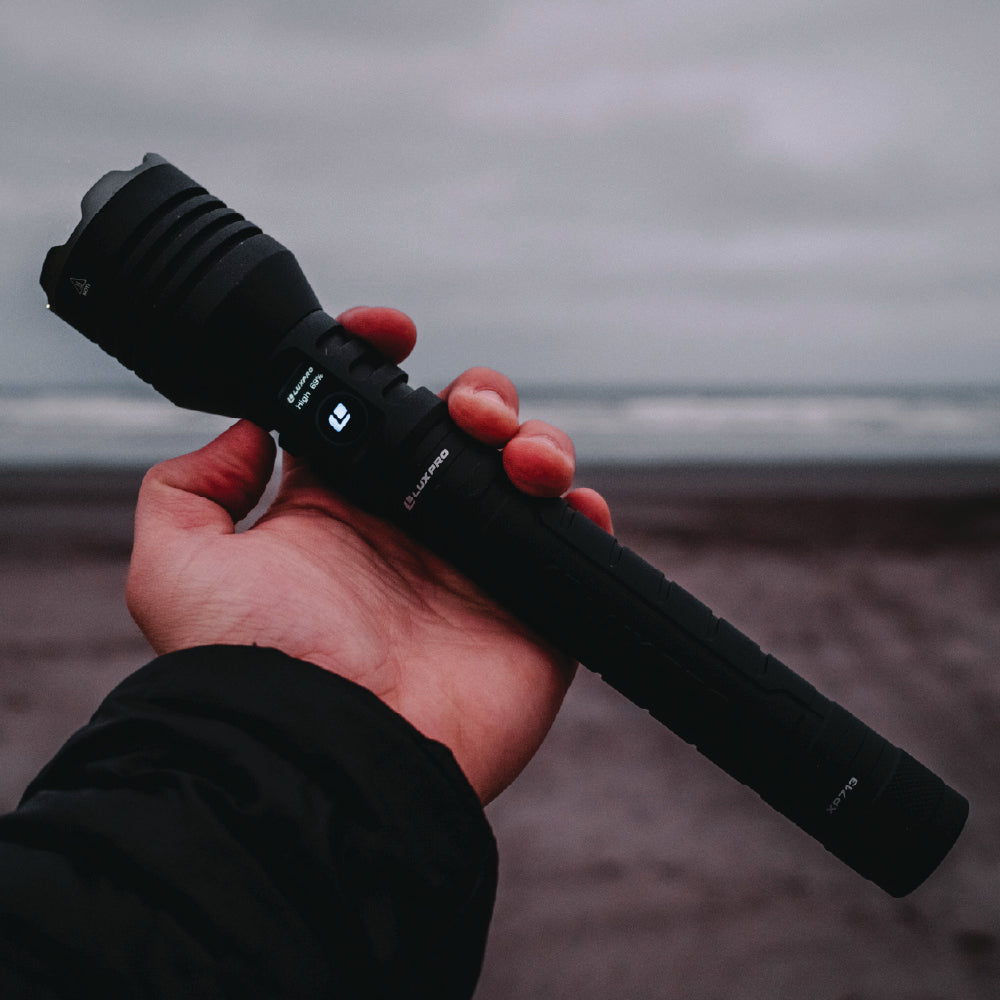 Pro Series DS - High Performance Rechargeable LED Flashlight - 11600 Lumen | XP713