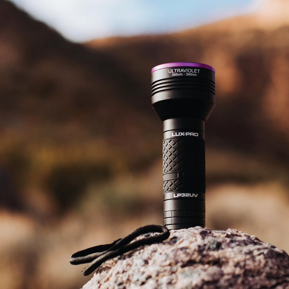 LP32UV Ultra Violet Bright Flashlight with Lanyard
